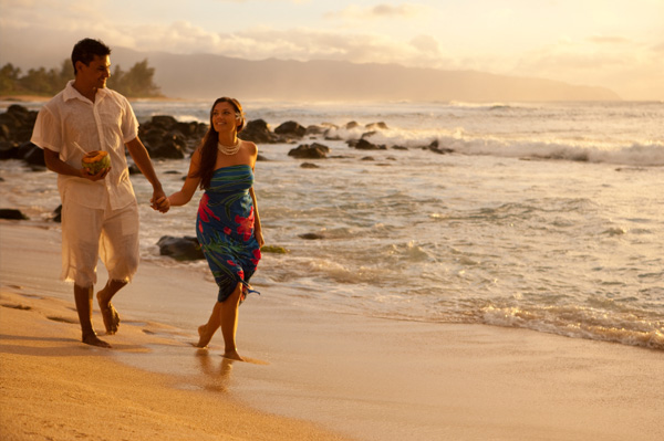 top-honeymoon-destinations-for-the-frugal-couple-hawaii_xglgk5